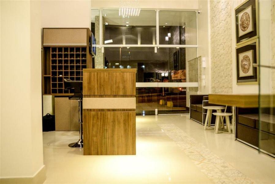 Grand Cafe Hotel Manhuacu Luaran gambar